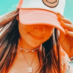Good Vibes Only Smiley Face Trucker Hat -Bezier shop 4e1e82088a093020517e2de8d1f8278a